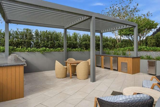 3015 South Ysabella Avenue, Unit TH4 Tampa, FL 33629 - Photo 34 of 44