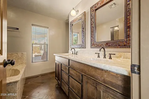 $635,000 | 2818 East Paradise Drive, Phoenix, AZ 85028