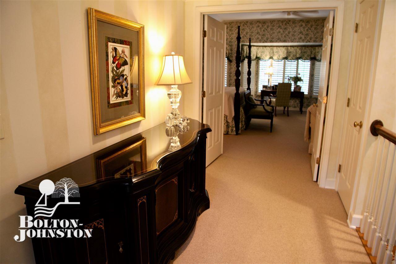 831 South Oxford Road Grosse Pointe Woods, MI 48236 - Photo 13 of 23