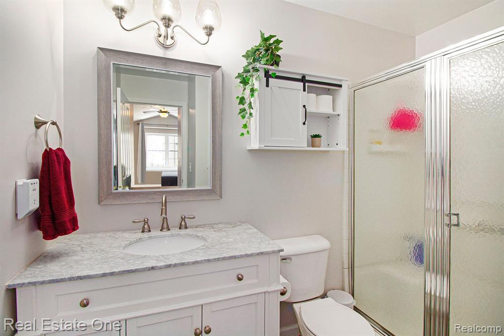 4268 Hampton Ridge Boulevard Howell, MI 48843 - Photo 15 of 24