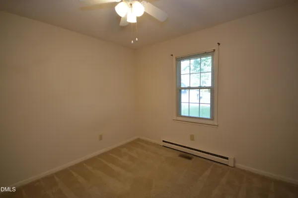$1,800 | 309 Holtz Lane, Cary, NC 27511