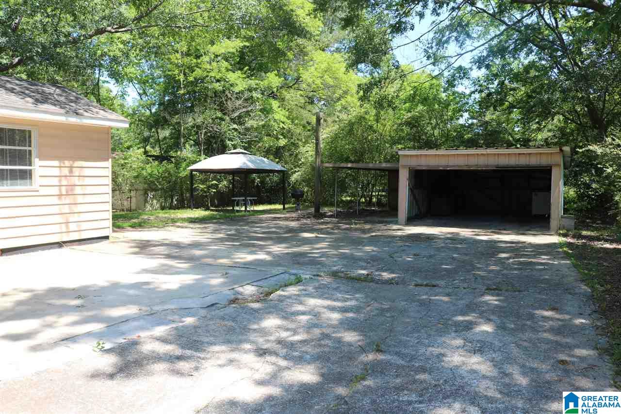 403 Wickstead Road Bessemer, AL 35023 - Photo 4 of 14