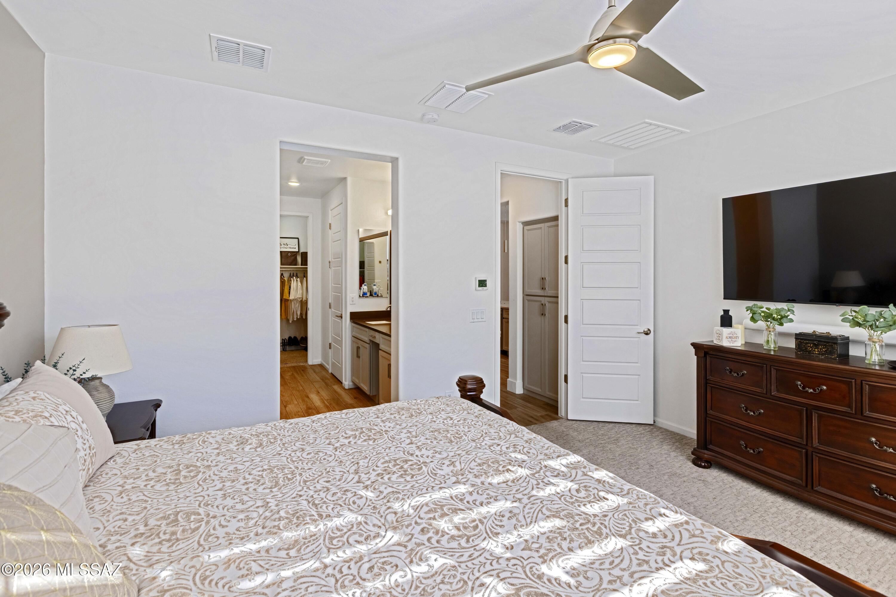 61347 East Shale Road Oracle, AZ 85623 - Photo 15 of 40 Private Primary suite