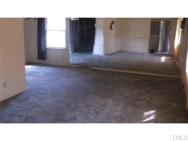 305 Rippling Stream Road Durham, NC 27704 - Photo 6 of 13 Gallery Image 6