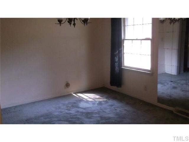 305 Rippling Stream Road Durham, NC 27704 - Photo 7 of 13 Gallery Image 7