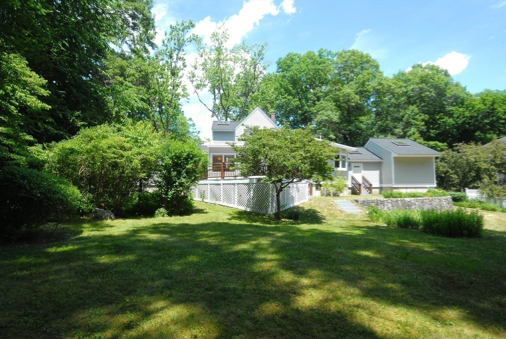 297 Laws Brook Road Concord, MA 01742 - Photo 5 of 42