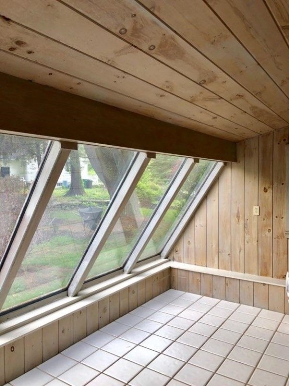 62 Dexter Road Scituate, RI 02857 - Photo 4 of 18 Gallery Image 4