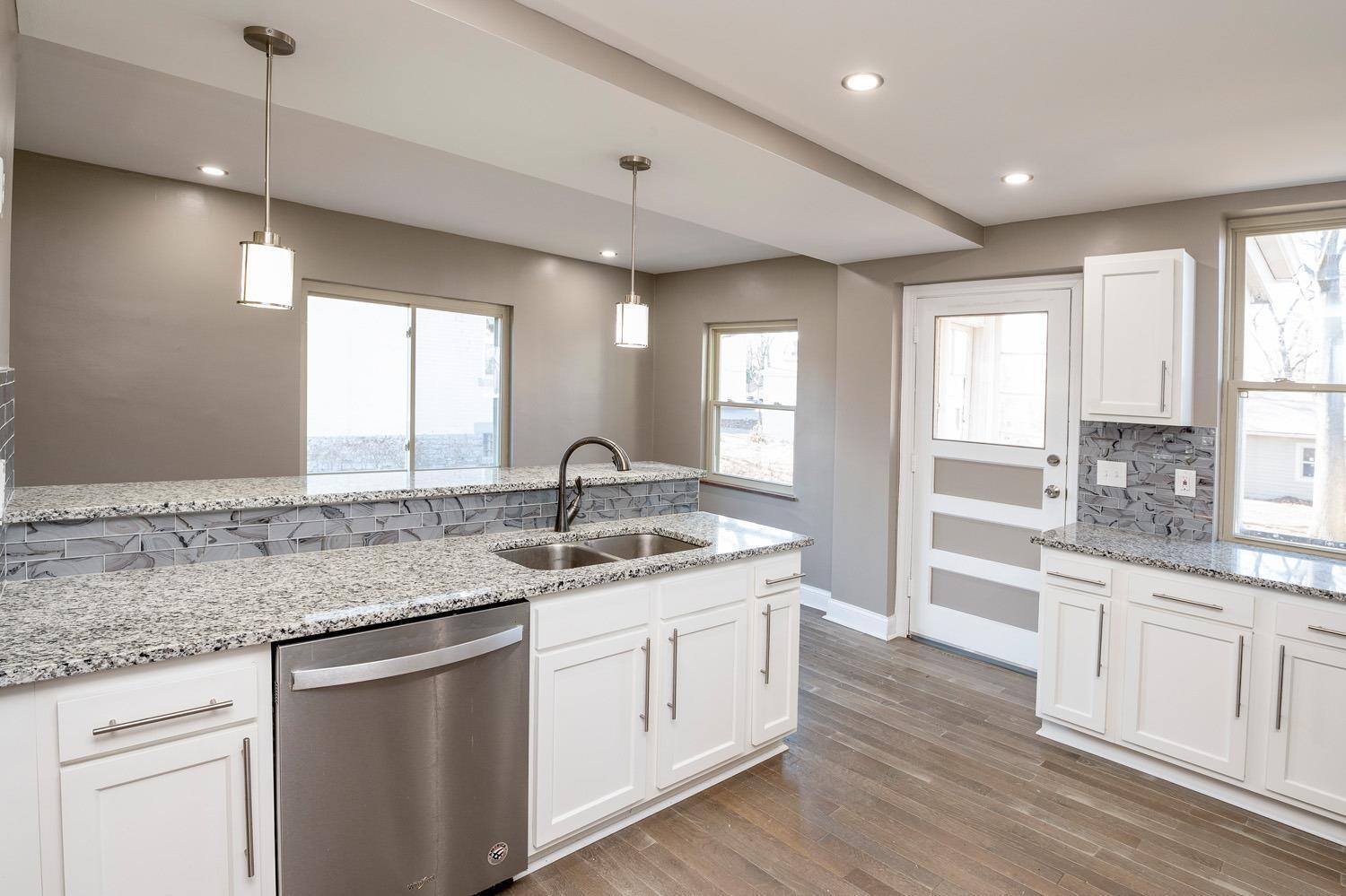 3475 Montgomery Road Cincinnati, OH 45207 - Photo 16 of 42 Gallery Image 16
