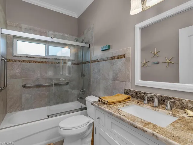 $725,000 | 317 Stella Maris Drive South, Naples, FL 34114