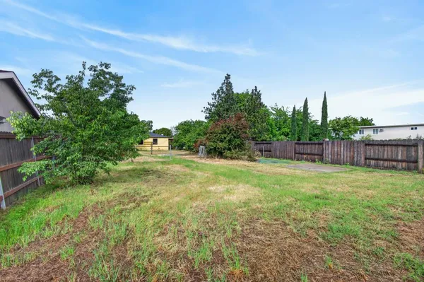 $359,000 | 2600 Connie Drive, Sacramento, CA 95815
