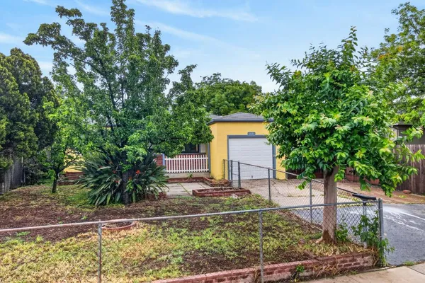 $359,000 | 2600 Connie Drive, Sacramento, CA 95815