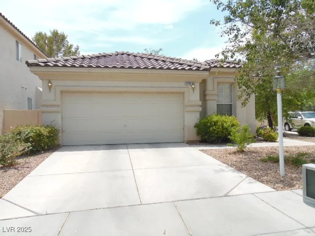 $2,195 | 9789 Floweret Avenue, Las Vegas, NV 89117