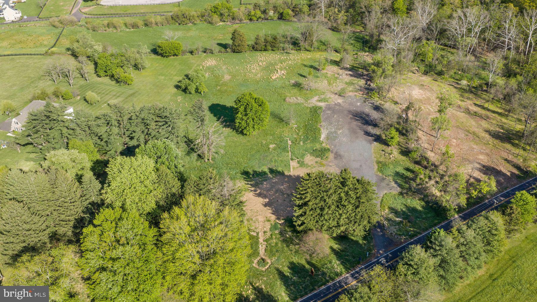 152 Thompson Mill Road Newtown, PA 18940 - Photo 3 of 15