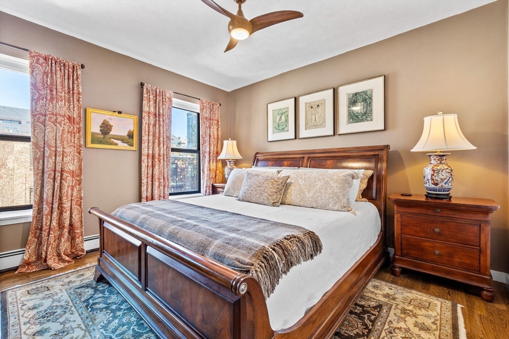 28 Worcester Square, Unit 4 Boston, MA 02118 - Photo 7 of 14 a bedroom with bed and window