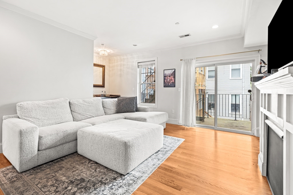 180 Gold Street, Unit 3 Boston, MA 02127 - Photo 2 of 18