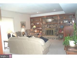 365 Trend Road Yardley, PA 19067 - Photo 5 of 6 Gallery Image 5