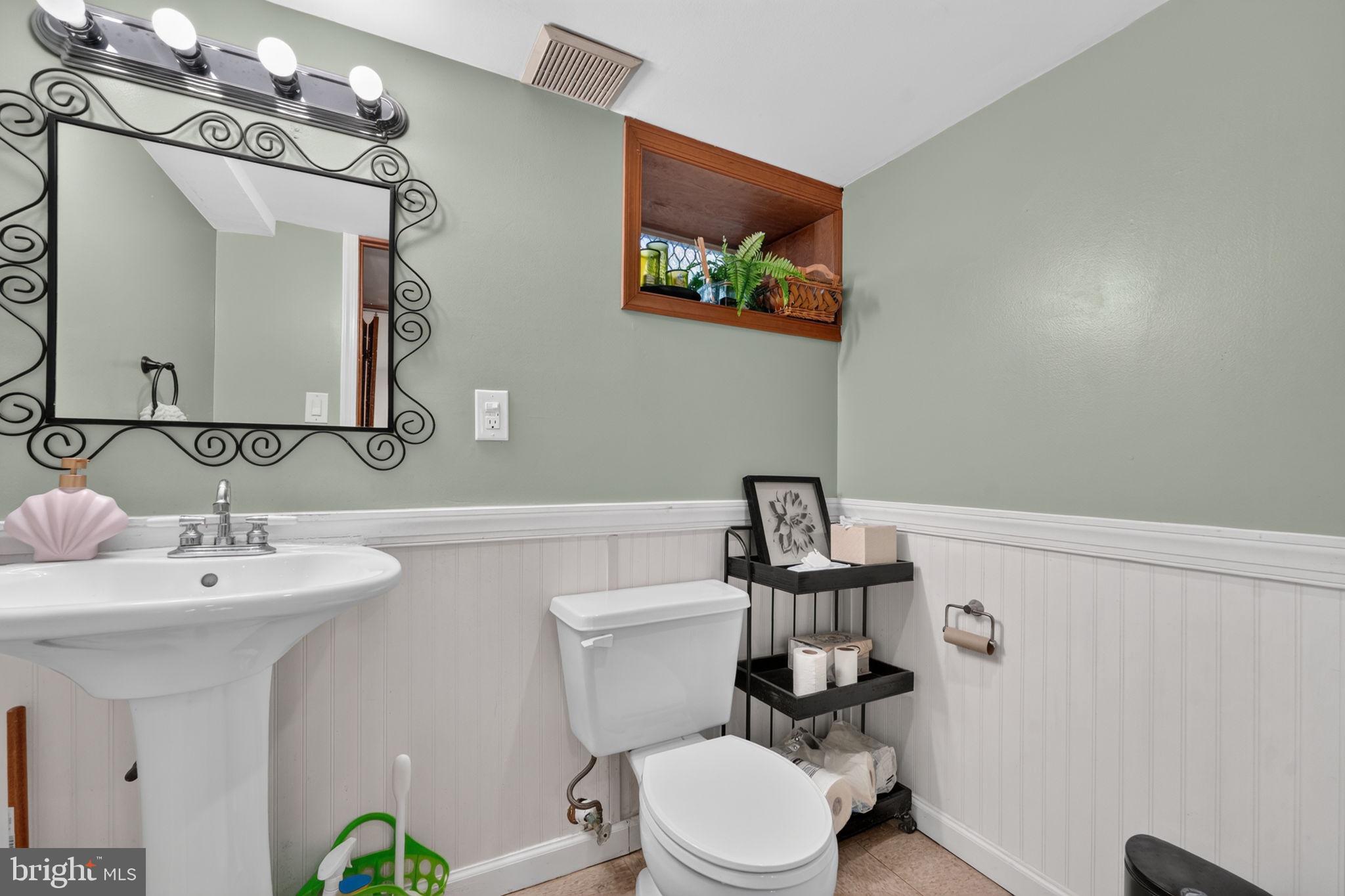 51 Windsor Avenue Upper Darby, PA 19082 - Photo 37 of 37