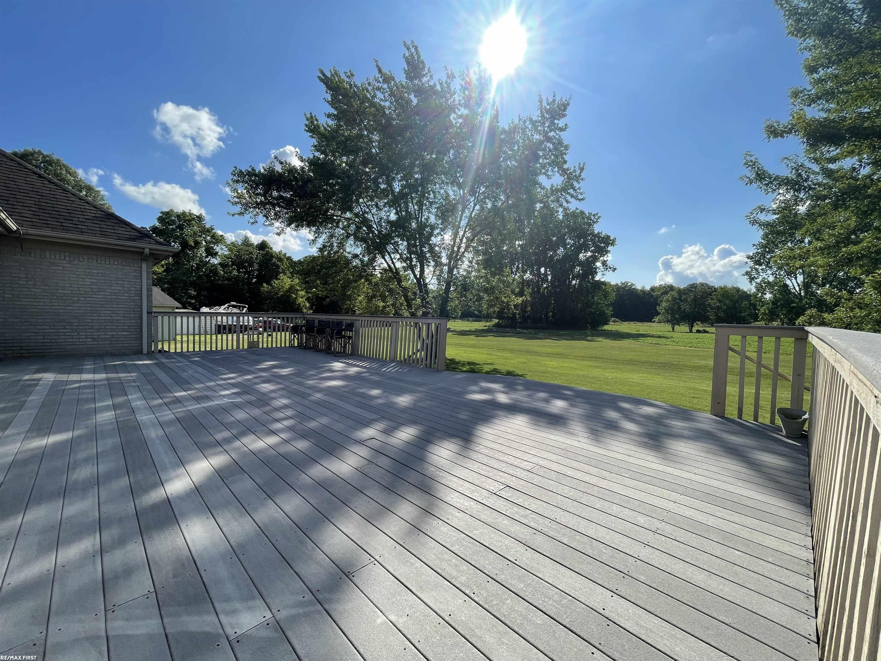 21537 Armada Ridge Road Armada, MI 48005 - Photo 16 of 48 50114374-15.JPG