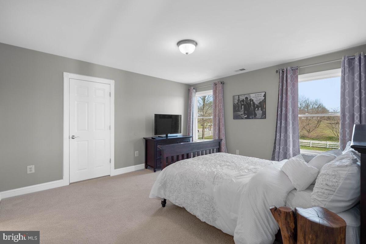 6548 Challedon Circle Mount Airy, MD 21771 - Photo 58 of 88