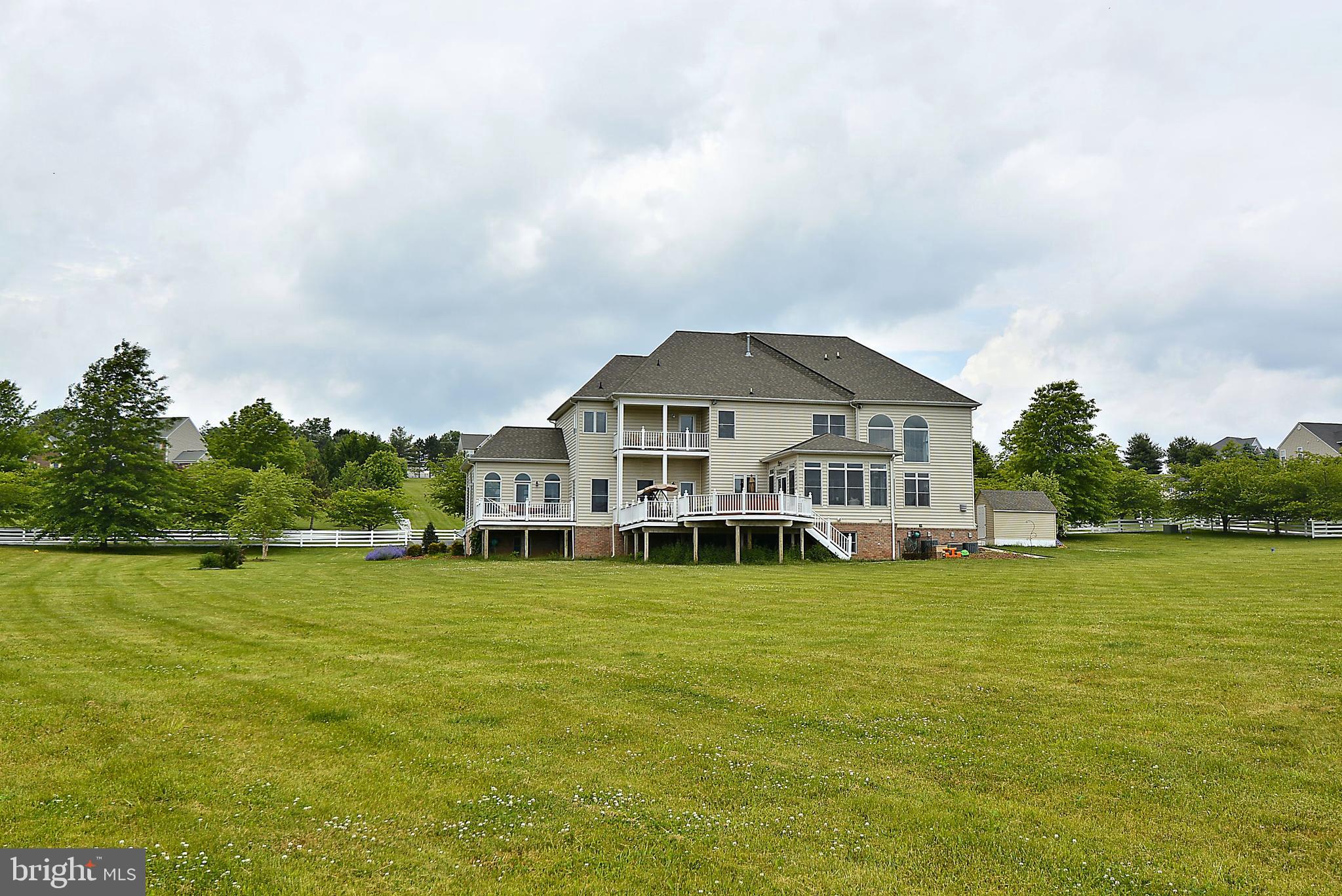 6548 Challedon Circle Mount Airy, MD 21771 - Photo 7 of 88