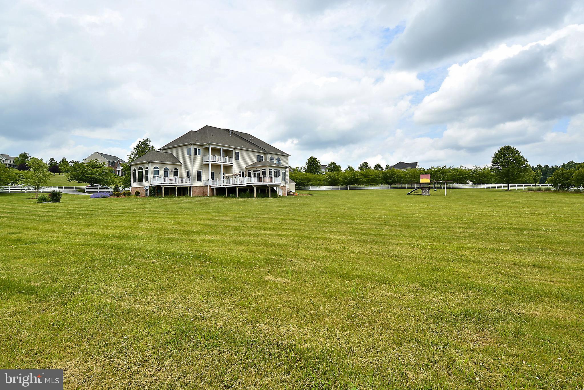 6548 Challedon Circle Mount Airy, MD 21771 - Photo 9 of 88