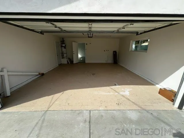 662 Concepcion Avenue Spring Valley, CA 91977 - Photo 5 of 6 Gallery Image 5