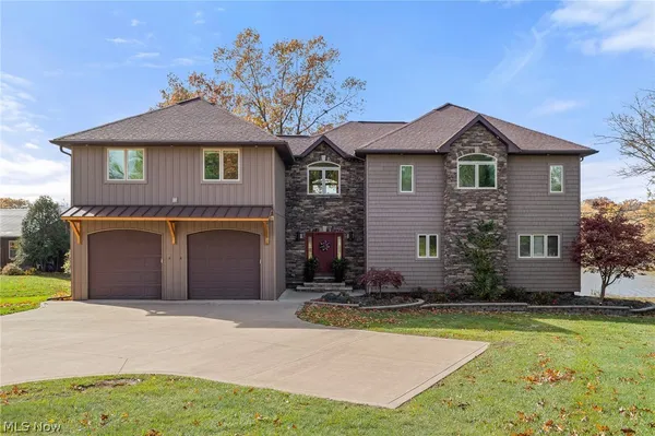 $1 | 945 Pike Drive, Mansfield, OH 44903