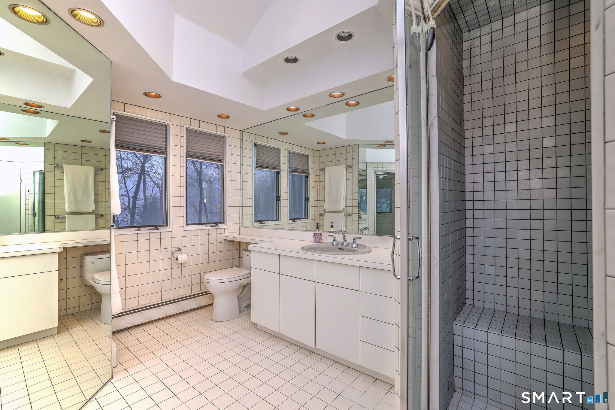 54 Tumblebrook Road Woodbridge, CT 06525 - Photo 24 of 30