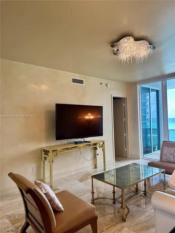 $9,000 | 16001 Collins Avenue, Unit 1106, Sunny Isles Beach, FL 33160