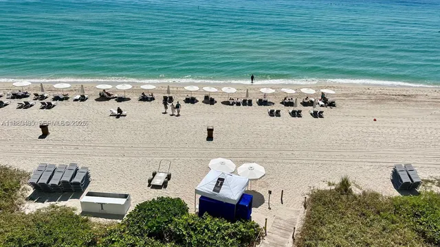 $9,000 | 16001 Collins Avenue, Unit 1106, Sunny Isles Beach, FL 33160