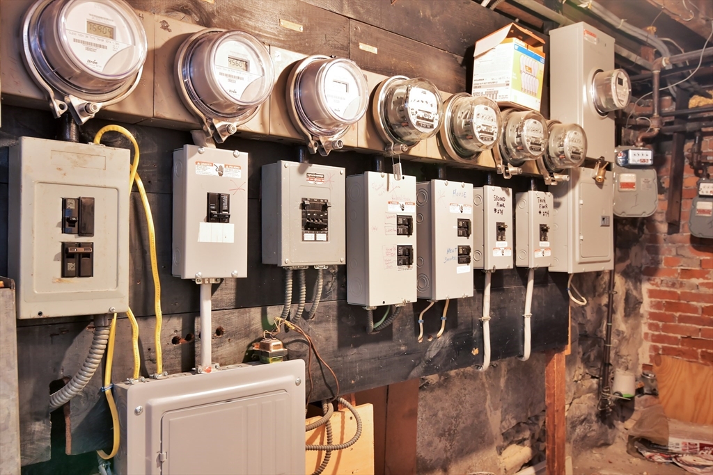 276 Broadway Lawrence, MA 01841 - Photo 26 of 27 a view of a cafe with retail shops