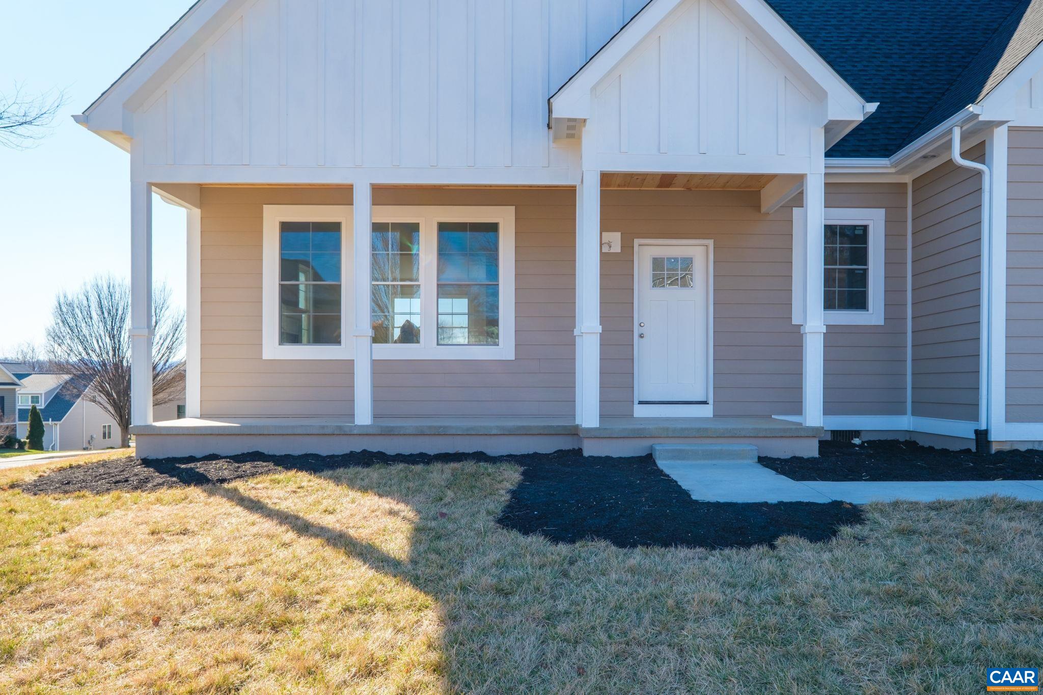 1004 High Point Court Waynesboro, VA 22980 - Photo 5 of 15 Covered front porch