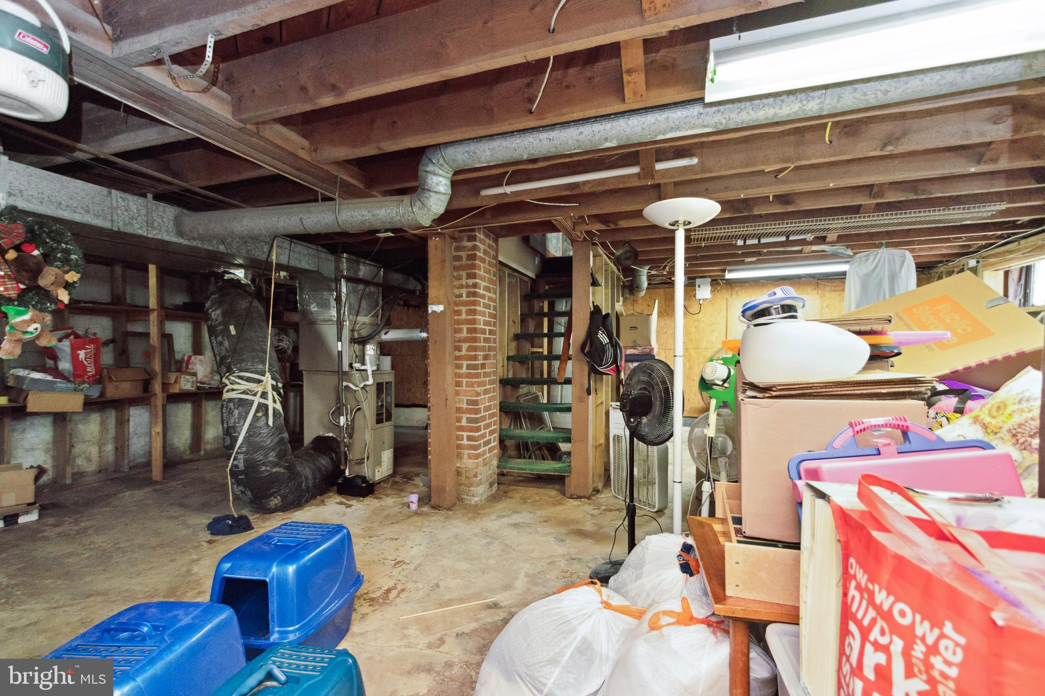18617 Triangle Street Triangle, VA 22172 - Photo 26 of 30 large basement