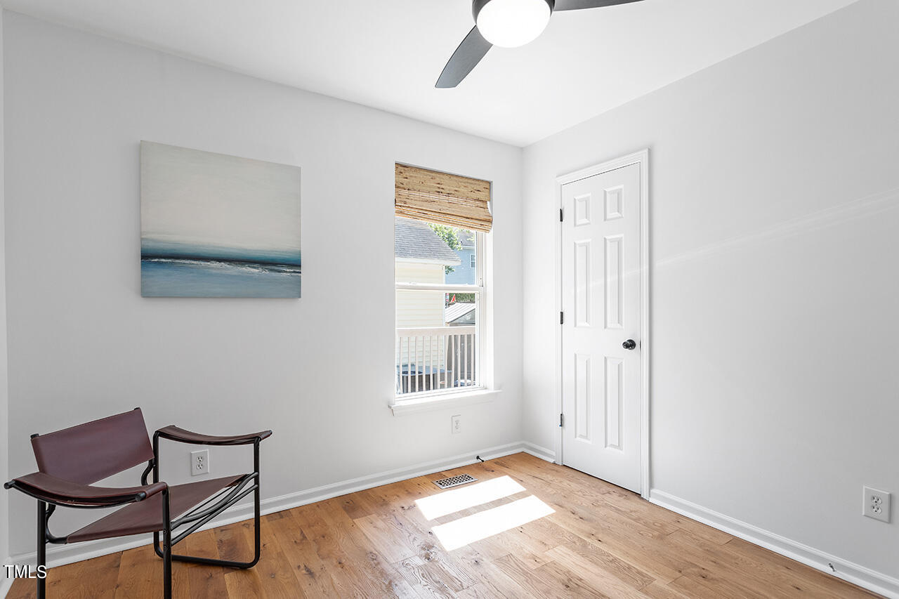 532 Moseley Lane Raleigh, NC 27601 - Photo 23 of 31 532 Moseley Lane_29