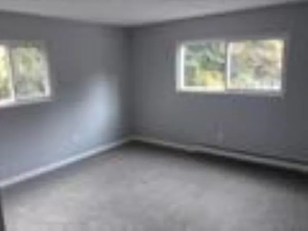 $1,700 | 156 L Capitol Hill Drive, Londonderry, NH 03053