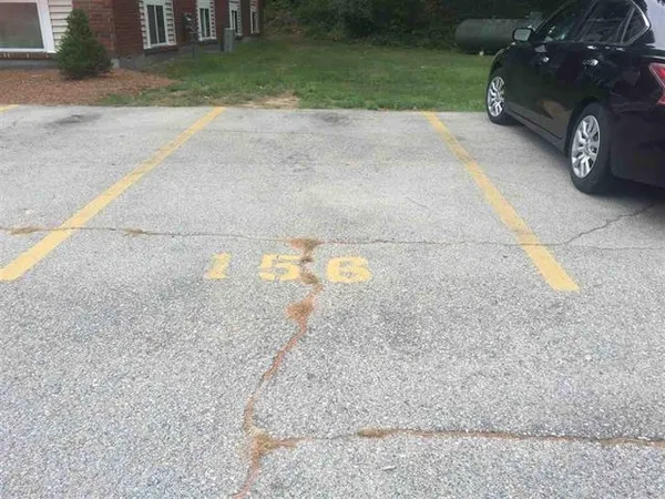 $1,700 | 156 L Capitol Hill Drive, Londonderry, NH 03053