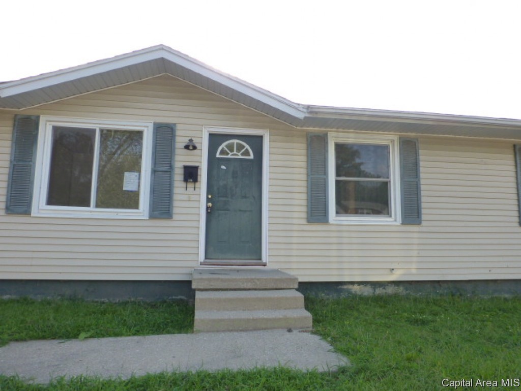 1831 Fairfield Drive Springfield, IL 62702 - Photo 2 of 17 Gallery Image 2