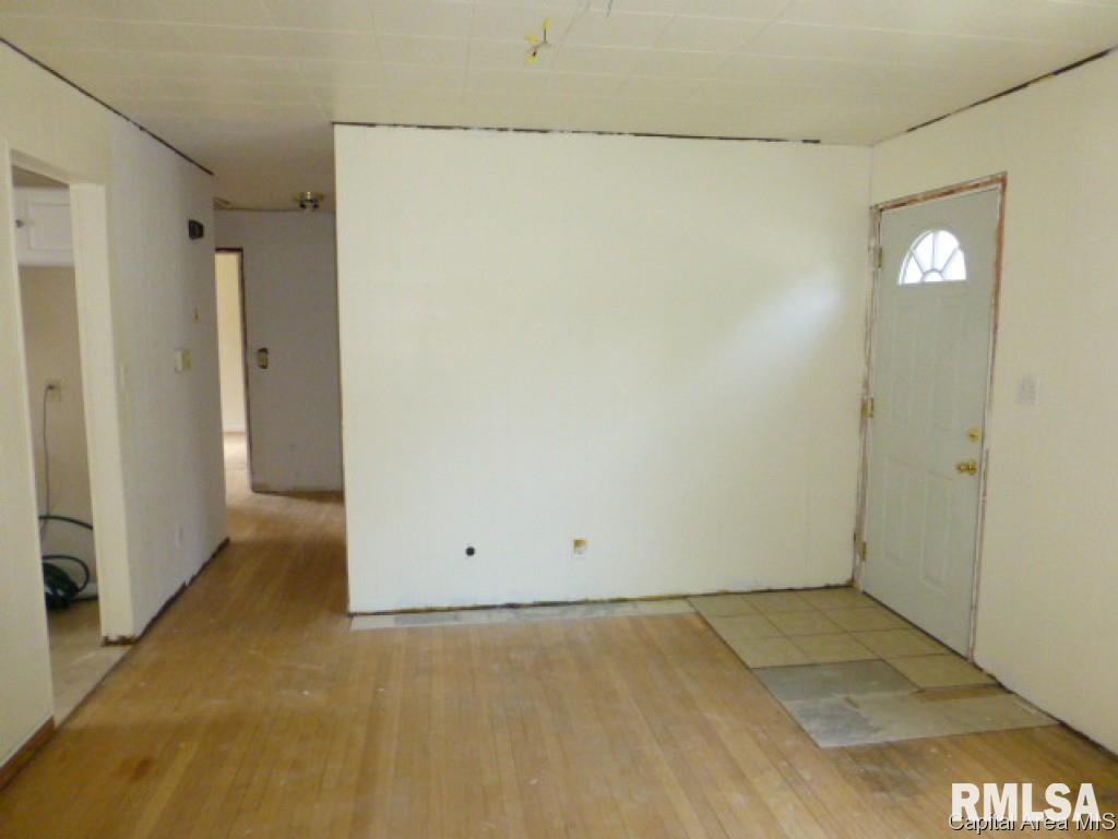 1831 Fairfield Drive Springfield, IL 62702 - Photo 6 of 17 Gallery Image 6