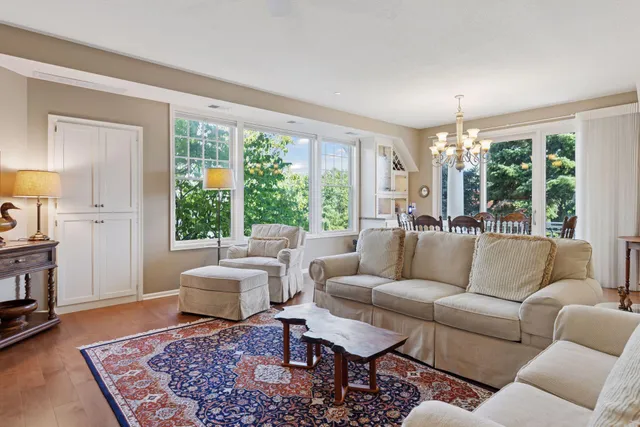 $599,900 | 205 Mill Street, Unit S205, Excelsior, MN 55331