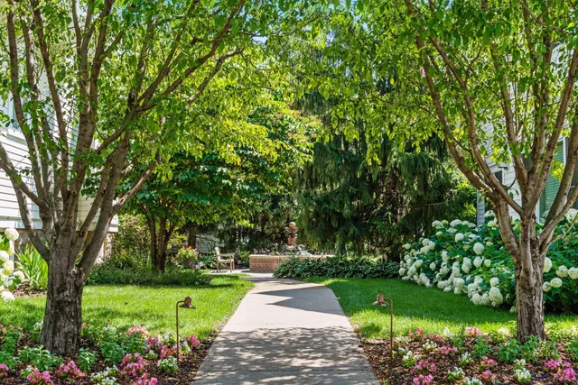 $599,900 | 205 Mill Street, Unit S205, Excelsior, MN 55331