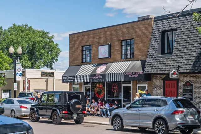 $599,900 | 205 Mill Street, Unit S205, Excelsior, MN 55331