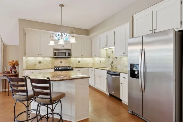 $599,900 | 205 Mill Street, Unit S205, Excelsior, MN 55331