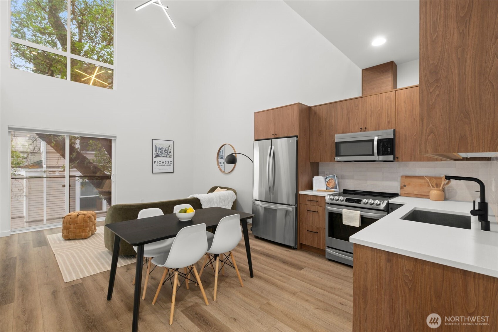 1508 18th Avenue, Unit E Seattle, WA 98122 - Photo 13 of 39