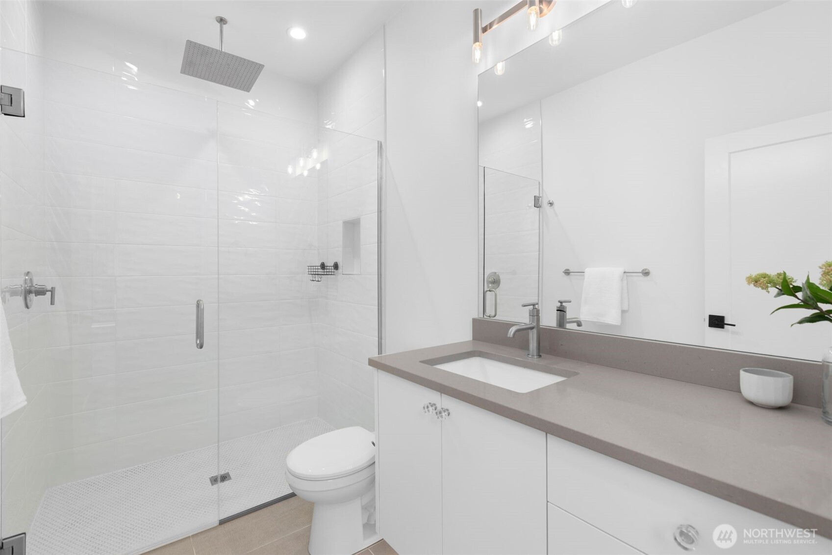 1508 18th Avenue, Unit E Seattle, WA 98122 - Photo 28 of 39