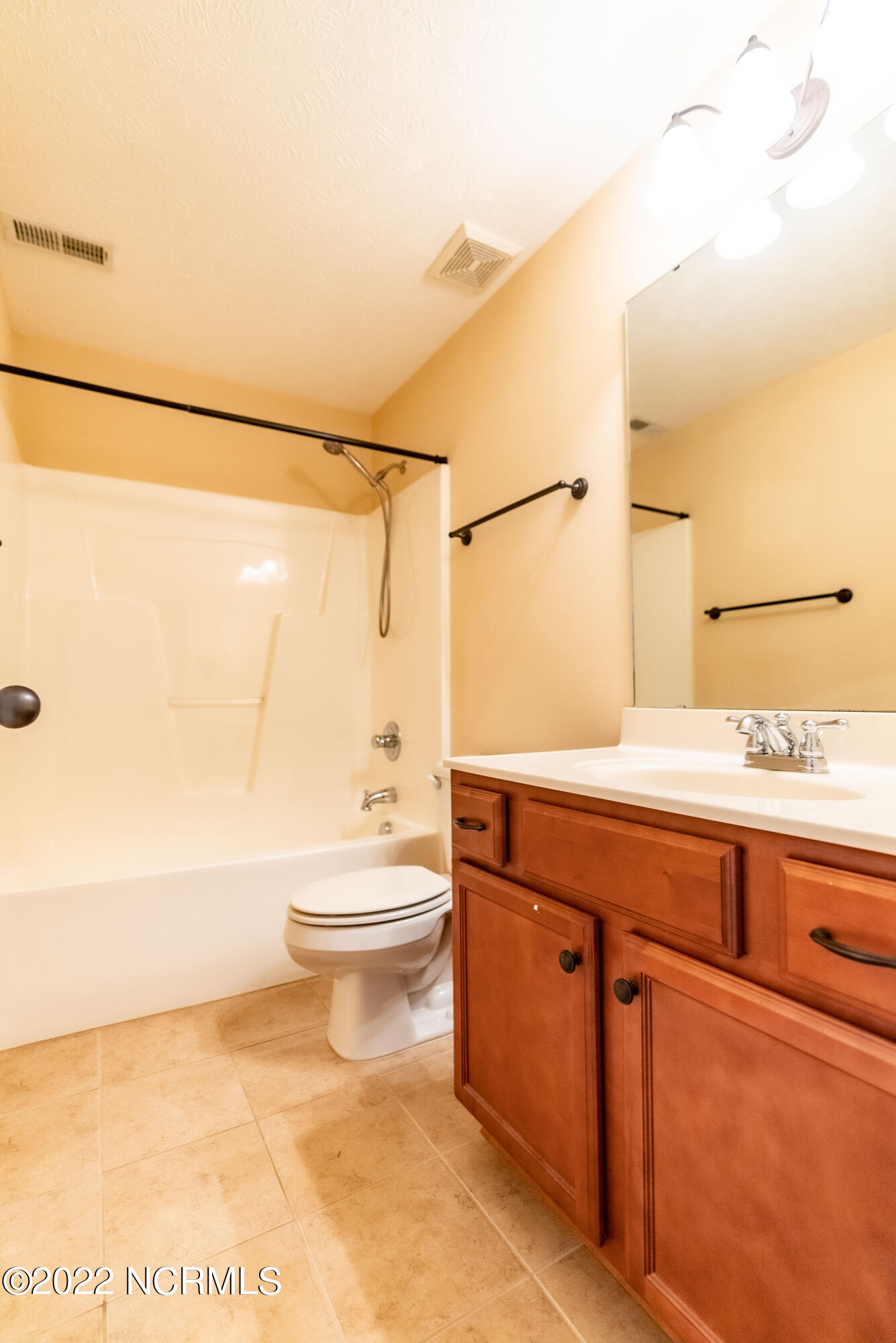 389 Livingston Drive Raeford, NC 28376 - Photo 19 of 37 First floor full bath