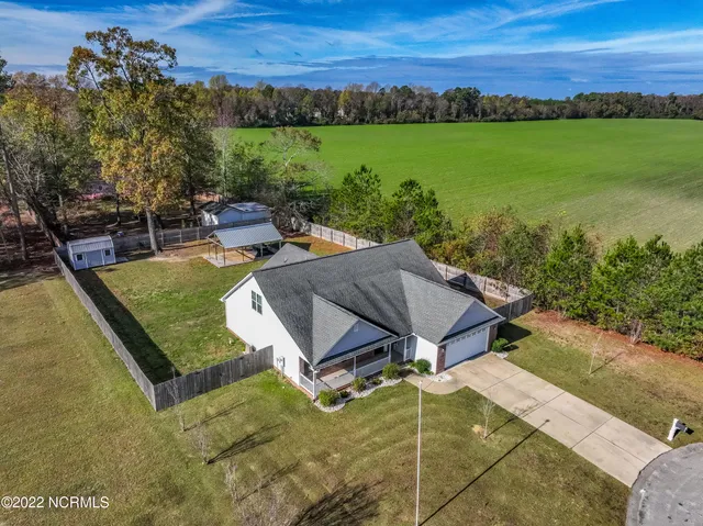 $2,200 | 389 Livingston Drive, Raeford, NC 28376