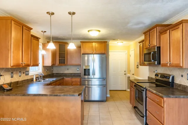 $2,200 | 389 Livingston Drive, Raeford, NC 28376