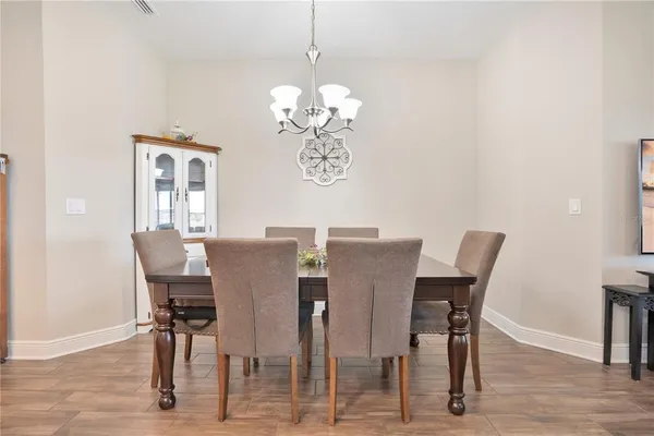 $329,900 | 13541 Circa Crossing Drive, Lithia, FL 33547