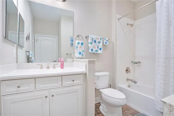 $329,900 | 13541 Circa Crossing Drive, Lithia, FL 33547