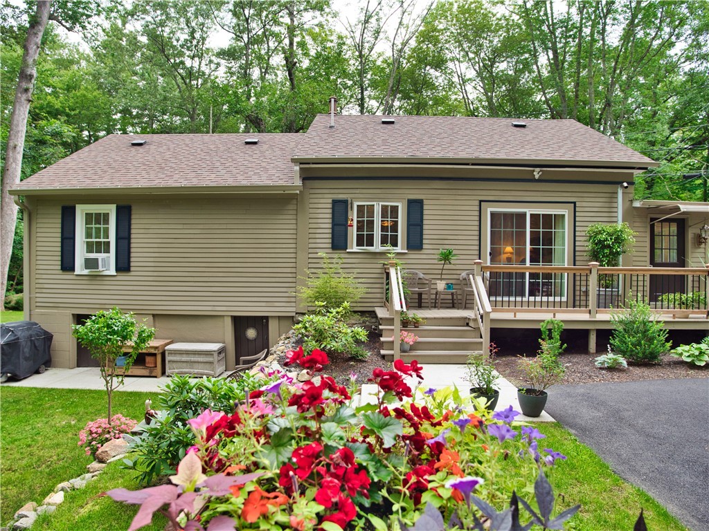 1 Brown School Road Glocester, RI 02814 - Photo 3 of 49